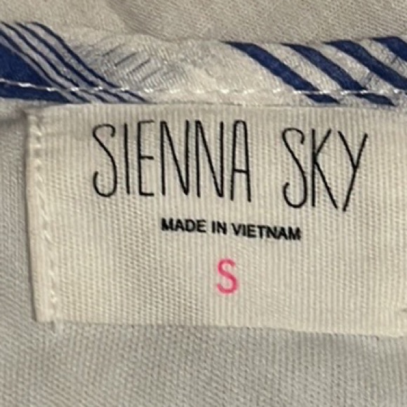 Sienna Sky, V-Neckline, Short Roll Tab Sleeves, Wrap Dress, Blue/White, Size Sm - Picture 5 of 8